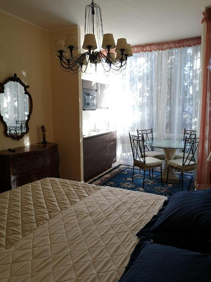 Akire Bed & Breakfast Rome Exterior photo